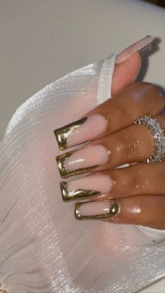 Gokd nails