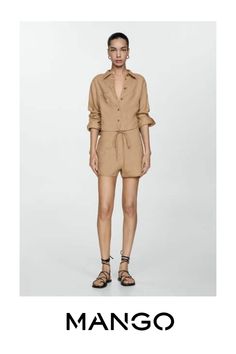 Take advantage of the best discount of the year with Black Friday, 100% linen fabric, Medium waist, Short design, Straight design, Elastic waist with tie closure Cropped Button Up Shirt, Linen Shorts Women, Short Design, Linen Crops, Judas Priest, Total Look, Designer Shorts, Fabric Medium, Linen Shorts