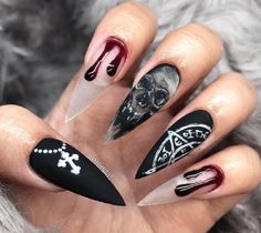 Bloody Skeleton Nail Design #nails #Halloween nails #trendypins Halloween Nail Art Designs, Skull Nail Art, Simple Toe Nails, Skull Nails, Easter Nail Designs, Cute Nails For Fall, Pretty Nail Designs