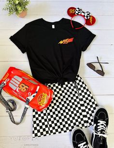 Disney Costumes Black Women, Disney Cars Themed Outfits, Disney World Outfits Best Friends, Lightning Mcqueen Family Costumes, Lighting Mcqueen Disneybound, Pixar Cars Family Costume, Cars Inspired Outfits, Disney Outfits Adults, Disney Cars Inspired Outfits