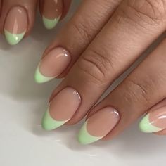 By @kleidys_nails Alomd Nails Ideas French Tip, Almond French Tip Nails Color, Pastel French Tip Nails, Nail Design Tutorial, Casual Nails, Simple Acrylic Nails, French Nail