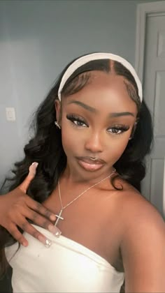 Pretty Dark Skin, Makeup Black Women, Makeup For Black Skin, Brown Skin Makeup, Dark Skin Beauty, Cute Makeup Looks, Dark Skin Makeup, Looks Black, Girls Makeup