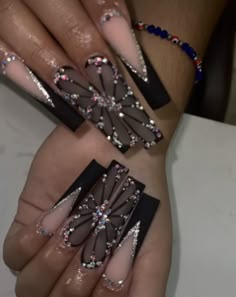 Black Prom Nails Acrylic Long, Black And Silver Nail Designs With Rhinestones, Black Acrylic Nail Designs With Gems, Black Nails Jewels, Black Long Nails With Gems, Black Dramatic Nails, Black Nails Acrylic Prom, Black Nails With Jewels, Black Graduation Nails