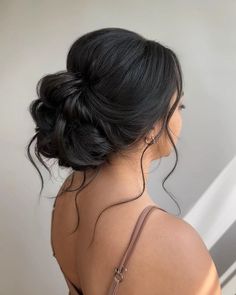 Bridal Updos For Round Faces, Wedding Hair Brown Updo, Wedding Updos For Long Brown Hair, Ladies Day Hairstyles, Bridal Hair Updo Brunette, Bridesmaids Hair Up, Up Hairstyles For Long Hair Wedding, Bridal Updo For Thick Long Hair, Updo Bridesmaid Hairstyles