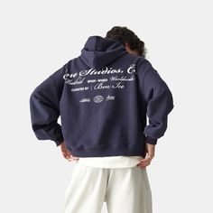 It's not always about standing out. Sometimes the mere fact of wearing your favorite brand conveys that you truly understand our values. Basics are a must-have. Self Perception, Apparel Design Inspiration, Merch Hoodie, Our Values, Oversized Hoodie, Cheap Clothes, Oversized Tee, Oversize Hoodie, Apparel Design