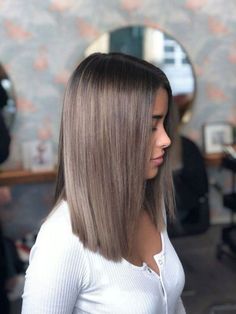 Brunette Hair Color Ideas, Cute Hair Colors, Coping Mechanism, Straight Bob, Hair Color For Women, Short Hair Color