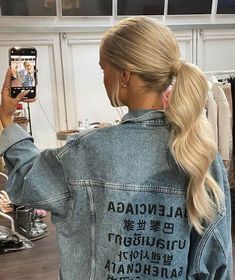 Blonde hair girl mirror selfie denim jacket Formal Ponytail, Fancy Ponytail, Bridal Ponytail, Elegant Ponytail, Blonde Ponytail, Prom Hair Updo, Up Dos For Prom