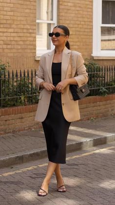 Pencil Dress And Blazer Outfit, Luxury Professional Outfit, Women Tan Blazer Outfit, Italian Women Fall Fashion, Beige Dress With Blazer, Professional Dress With Blazer, Beige Blazer Formal Outfit, Black Dress Tan Blazer, Business Aesthetic Woman Outfit