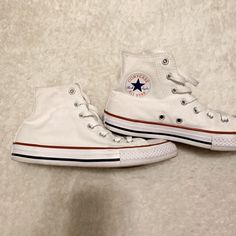 Almost Brand New Worn Once! Converse Sneakers White, Light Converse, White Converse Aesthetic, Prom Sneakers, White Converse Outfit, Converse Shoes White, White All Star, Cream Converse, White Converse Shoes