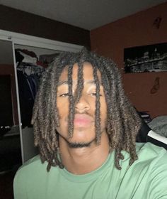 Dread Braids Men, Wattpad Men, Man With Dreadlocks, Taper Fade Long Hair, Thick Dreads, Cornrow Braids Men, Rasta Pasta, Mens Dreads, Dread Braids