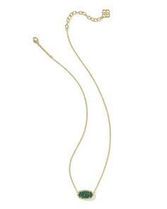 A dainty stone and delicate metallic chain combine to create the Elisa Gold Short Pendant Necklace in Emerald Drusy, your new favorite wear-anywhere accessory. This pendant necklace can be paired with any look, providing that extra touch of timeless style. Make the Elisa Pendant Necklace a staple in your wardrobe and you will not be disappointed. Metal 14k Yellow Gold Over Brass Material Emerald Drusy Closure Lobster Clasp Size 15" Chain With 2" Extender, 0.67"L X 0.38"W PendantDue to the one-of-a-kind nature of the medium, exact colors and patterns may vary slightly from the image shown. | Kendra Scott Elisa Gold Short Pendant Necklace in Emerald | Drusy Elisa Pendant Necklace, Short Pendant Necklace, Kendra Scott Elisa, Kendra Scott Necklace, Trending Engagement Rings, Bar Jewelry, Sterling Bracelets, Initial Jewelry, Oval Pendant