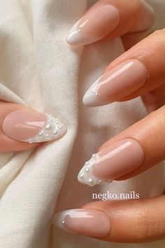 Birthday Nails With Rhinestones Short, Short Almond Acrylic Nails Wedding, Bridal Acrylic Nails Square, Classy Nails For Birthday, Acrylic Nails Almond Wedding, Nail Designs For Pink Dress, Engagement Nails Ballerina, Bride Nails Wedding Boho, Bridal Nails Aesthetic