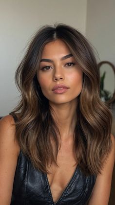 15 Haircuts for Thin Fine Hair in 2024 34 Haircuts For Medium Length Hair, Brown Hair Looks, Fall Hair Cuts, Brunette Balayage Hair, Brown Hair Balayage, Balayage Brunette, Hair Makeover