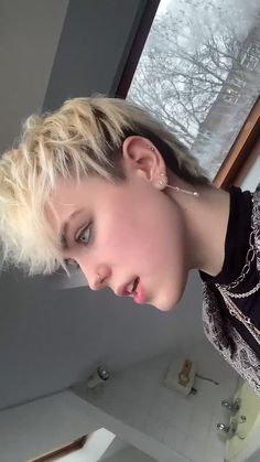 Lesbian Hair, Short Hair Tomboy, Short Grunge Hair, Hair Inspiration Short, Mullet Hairstyle, Punk Hair, Shot Hair Styles, Penteado Cabelo Curto, Short Hair Haircuts