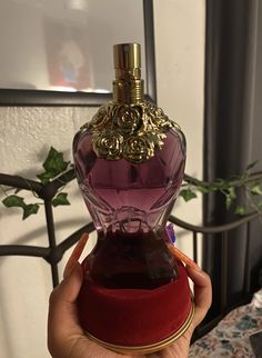 Sultry Perfume, Pretty Perfume Bottles Aesthetic, Luxury Perfume Collection Aesthetic, Juicy Couture Perfume Collection, Dark Feminine Aesthetic Perfume, Hair And Skin Vitamins, Perfume Display, Vanilla Fragrance