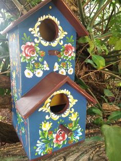 Casinha rústica para pássaros Bird Bath Fountain, Bird Boxes, Barbie Toys, Miniature Houses, Tole Painting, Painting Projects