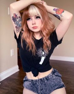 Hair Color Ideas Underneath, Goth Hair, Body Fitness, Hair Collection, Summer Chic, Hair Inspo Color, Cool Hair Color