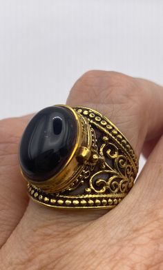 Vintage Black Onyx Brass Poison Pillbox Ring Black Brass Rings For Gift, Vintage Gold Ring With Large Stone, Vintage Gold Rings With Large Stone, Pillbox Ring, Box Ring, Pill Boxes, Gold Set, Ring Ring, Ring Box