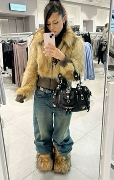 Trucker Jacket Outfit, Fur Boots Outfit, Fur Coat Outfits, Different Body Sizes, Hard Fits, Fur Coat Outfit, Boots Fit, Full Outfits