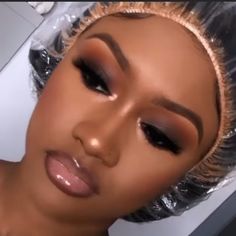 Face Beat Makeup, Brown Girls Makeup, Natural Glam Makeup, Glitter Makeup Looks, Prom Makeup Looks