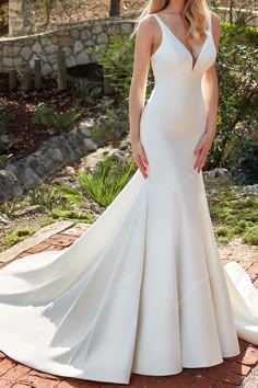 Plunging Neck Sleeveless Satin Mermaid Wedding Gown Eddy K, Lillian West, Trumpet Wedding Dress, Wedding Gowns Mermaid, Designer Bridal Gowns, Used Wedding Dresses, Satin Wedding Dress, Perfect Wedding Dress, Designer Wedding