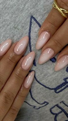 Aida Core, Wife Nails, Berry Nails, Nails Collection, Minimal Nails, Basic Nails, Mob Wife, Cute Gel Nails