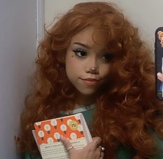 Roxanne Goofy Movie Cosplay, Halloween Costumes Women Curly Hair, Halloween Costumes With Red Hair, Orange Hair Costumes, Curly Hair Halloween Costume, Red Hair Costumes, Curly Hair Halloween Costume Ideas, Roxanne Cosplay, Red Head Halloween Costumes