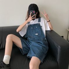 Jumper Shorts Outfit Korean, Casual Summer Korean Outfits, Jumper And Shorts Outfit, Women Jean Shorts Outfits, Korean Jumpsuit, Korean Fashion For Short Women, Korean Girl Outfits Summer, Dangri Outfit Aesthetic, Jumper Shorts Outfit Denim