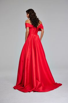 Jovani 40832 Fall 2024 evening collection dress.