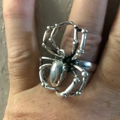 Large Silver Finish Spider Ring. Size -9 To 10 Please Check Your Ring Size. Rings Set Aesthetic, Spider Rings, Spider Ring, Set Aesthetic, Chunky Rings, Ring Color, Rings Set, Womens Jewelry Rings, Ring Sets