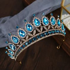 Dramatic Headpiece, Blue Crystal Crown, Tiara Royal, Queen Crowns, Crystal Crown Tiaras, Bridal Crown Tiara, Crystal Crown Wedding, Crown Silver, Crystal Bridal Tiaras