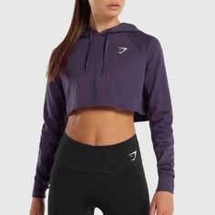 Gymshark Training Cropped Hoodie Size Xxl - Purple Please Note That This Item Is In Used Condition And Is Not Nwt - No Holes Or Stains Gymshark Hoodie, Gym Hoodie, Gymshark Women, Workout Wardrobe, Crop Top And Shorts, Grey Pullover, Workout Hoodie, Oversize Hoodie, Cropped Hoodie