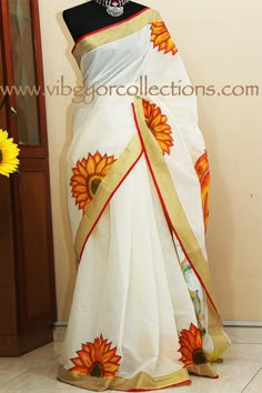 Saree Painting Designs Cotton, Fabric Painting Saree Design, Kerala Saree Painting Designs, Fabric Paint Designs For Sarees, Saree Hand Painting Designs, Mural Painting Kerala Saree, Saree Fabric Painting Designs, Saree Painting Designs Hands, Fabric Painting On Saree