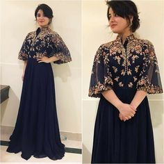 Chic Dress Style, Gown Neckline, Gown With Jacket, Lehnga Dress, Long Gown Dress, Mode Abaya, Red Lehenga, Dresses For Wedding