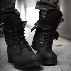 army boot fashions - Google Search Punk Dress, Black Combat Boots, England Fashion, Mens Black Leather, Biker Boots, Yohji Yamamoto, Nike Zoom, Punk Fashion, Work Boots