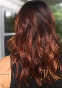 Hair Colors For Winter, Dark Hair Colors, Reddish Brown Hair Color, Reddish Brown Hair, Dark Blonde Hair Color, Balayage Blonde