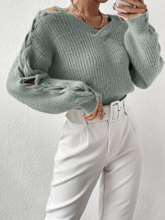 Woolen Jersey Outfit, Comfy Jeans Outfit, Knitwear Trends, Knitwear Style, Drop Shoulder Sweater, Casual College Outfits, Women Sweaters, Cute Comfy Outfits, Teenage Fashion Outfits