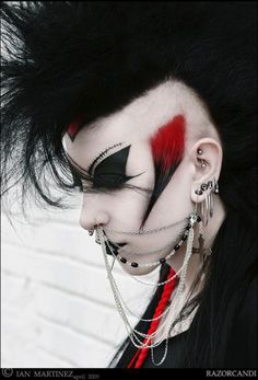 Goth Piercings, 80s Goth, Being Different, Witch Fashion, Goth Beauty