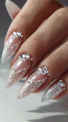 Nail Art New Years Ideas, Royal Nail Designs, Fancy Wedding Nails, Unique Bridal Nails, Elegant Prom Nails, Wedding Nails Acrylic, Bridal Nails Wedding Elegant, Nail Designs Wedding, Weding Nails