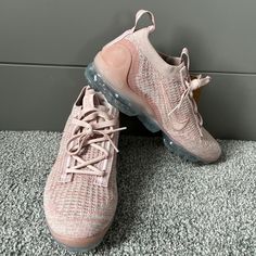 Nike Air Vapormax 2021 Flyknit ‘Pink Oxford’ Dj9975-600 Women’s Size 5.5 Vapor Max, Shoes Nike Air, Air Vapormax, Nike Air Vapormax, Shoes Nike, Nike Shoes, Nike Women, Nike Air, Athletic Shoes