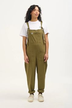 Our iconic ‘Original’ dungaree, in Dark Olive lightweight woven organic cotton. Shipping worldwide with free UK delivery over £45! Cotton Dungaree, Lucy And Yak, Dungarees Shorts, Tee Dress, Dungarees, Hat Hairstyles, Jumpers And Cardigans, Bibs, Skirt Top