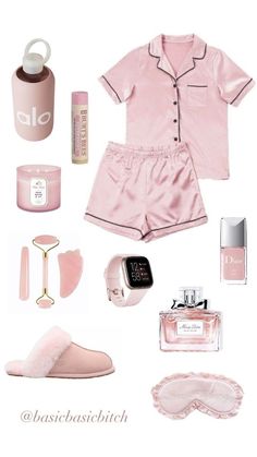 Mode Zendaya, Adrette Outfits, Pijamas Women, Cute Pajama Sets, Girly Aesthetic, Cute Lazy Day Outfits, Lazy Day Outfits, Cute Pajamas, Simple Trendy Outfits