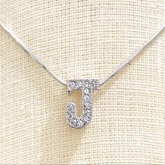 New With Tag Letter J Necklace Cheap, Decent Wallpapers, J Necklace, Alphabet Letters Design, Letters Design, Aesthetic Letters, Snake Chain Necklace, Cheng Xiao