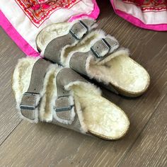 Brand: Birkenstocks, Grey, Fluffy! Fluffy Birkenstock, Kids Uggs, Shoes Brand, Ugg Shoes, Shoe Brands, Birkenstock, Kids Shoes, Kids Shop, Slippers