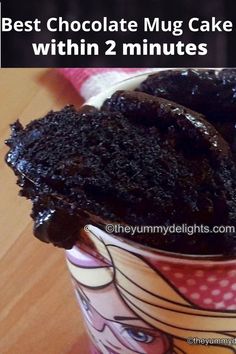 Close-up of microwave chocolate mug cake. Dark Chocolate Mug Cake Microwave, Gingerbread Mug Cake Microwave, Microwave Cupcake, Mug Cake Eggless, Gooey Chocolate Mug Cake, Easy Chocolate Mug Cake, Chocolate Mug Cake Recipe