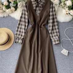 Sleeveless Plaid Dress For Fall, Vintage Style Women, A Line Midi Dress, Plaid Print Shirt, Suits Casual, Sleeveless Vest, Style Women, Plaid Print, Casual Style Outfits