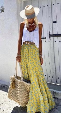 Look Boho Chic, Boho Styl, Cake Skirt, Mode Hippie, Estilo Hippie, Mode Boho, Mode Casual, Cotton Vest, Looks Street Style