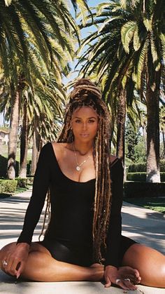 Ciara Faux Locs, Vacation Hair Ideas Black Women, Jamaica Hairstyles Braids, Mexico Hairstyles Black Women, Beach Hair For Black Women, Baecation Hairstyles, Beach Hair Black Women, Vacation Hairstyles For Black Women The Beach, Vacation Locs For Black Women