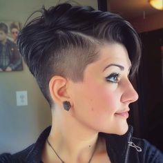 Edgy Pixie with Shaved Sides Transition Hairstyles, Wild Hairstyles, Short Cuts For Women, Extreme Hairstyles, Pixie Undercut, Please Do Not Disturb, Haircuts For Thick Hair