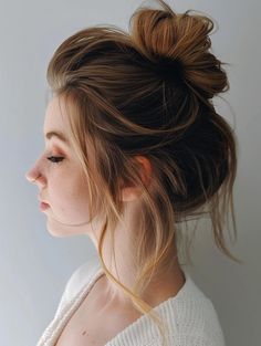 Fresh Messy Bun Styles for Medium Hair 2024 Bun Looks, Bun For Short Hair, Messy Bun For Short Hair